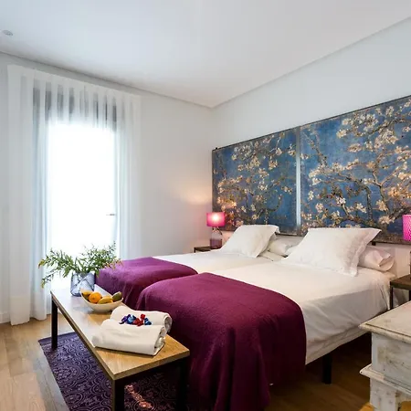 Rg Plaza De Espana Apartamento *